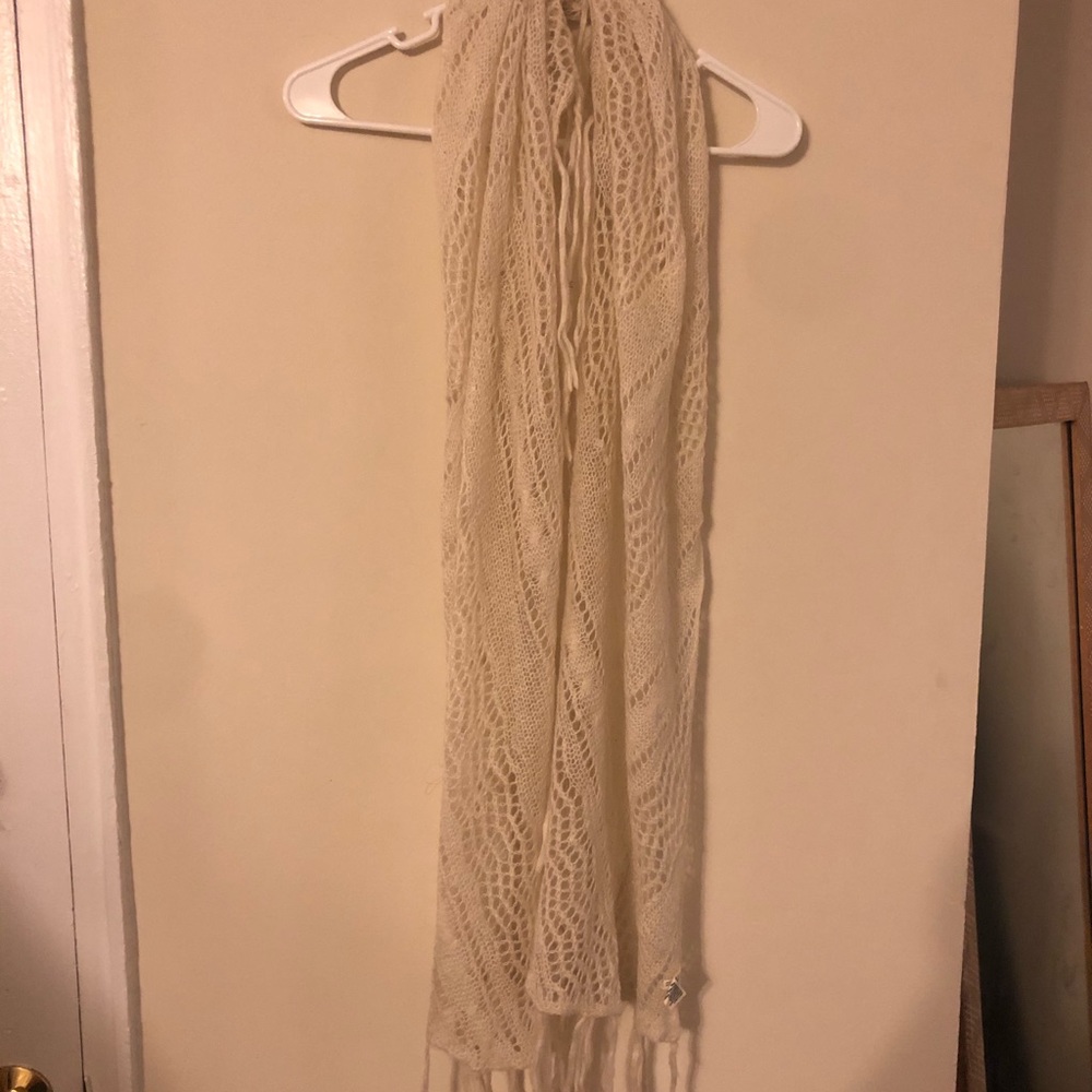 Cream/White Knit Scarf